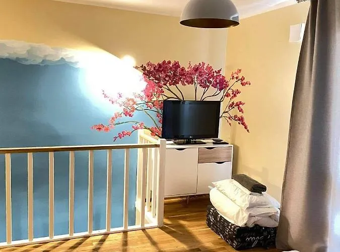 Kuninga Old Town Resident *